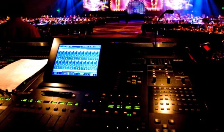 Service staging and lighting rig